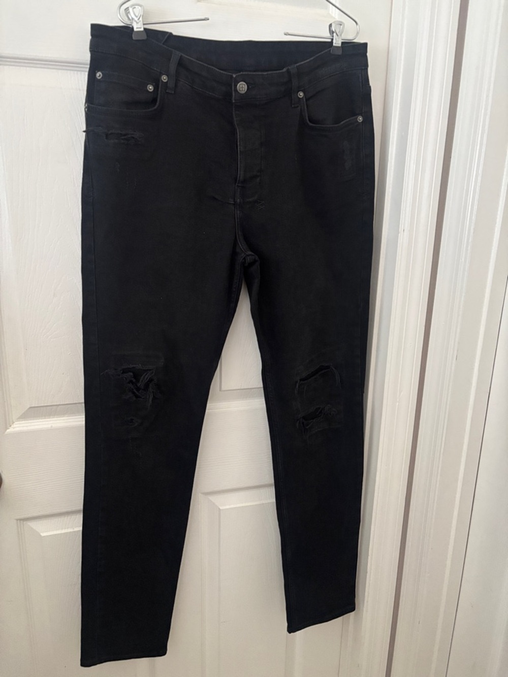 Men’s Jeans Distressed Look